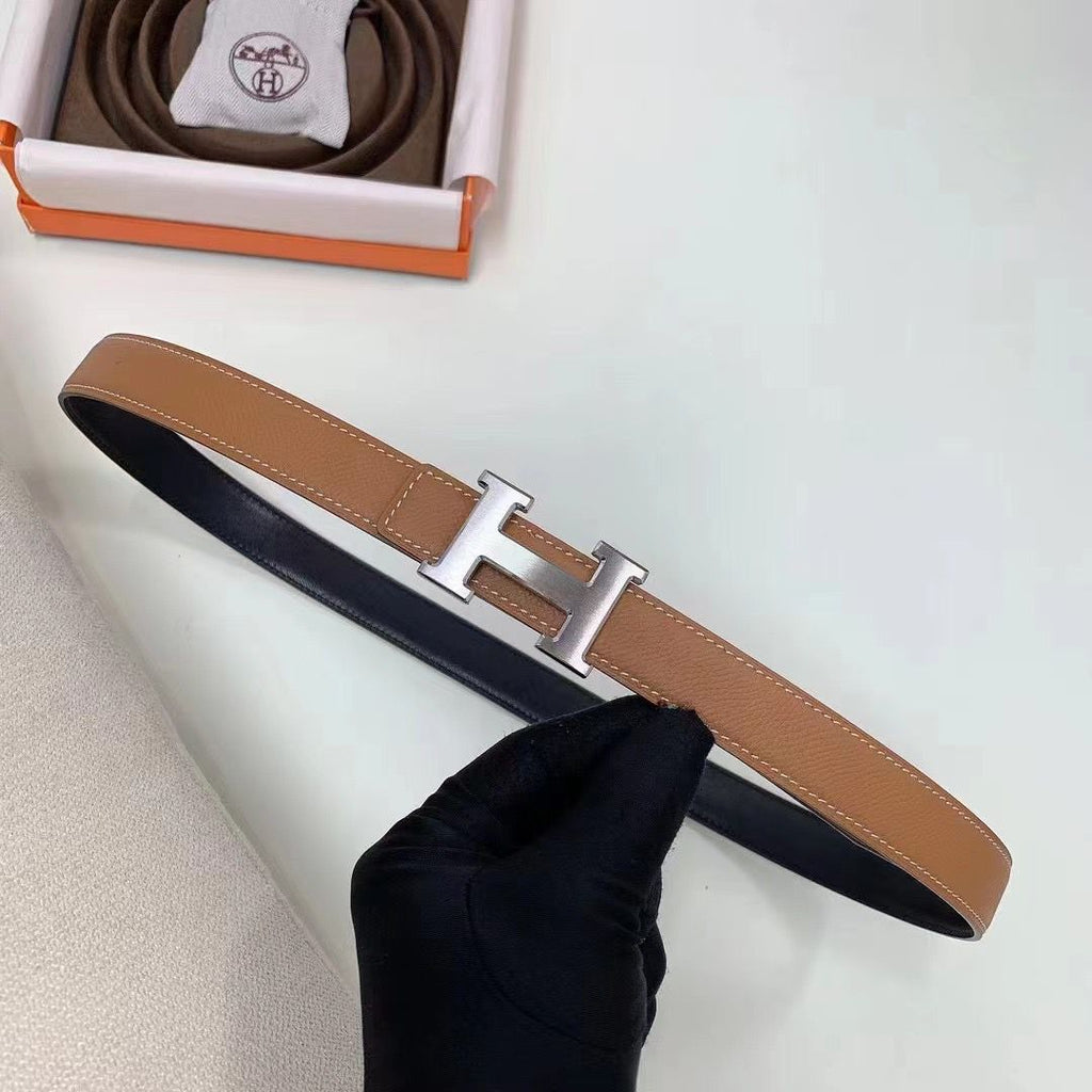 HERMÈS — Constance H Belt Buckle & Reversible Leather Strap