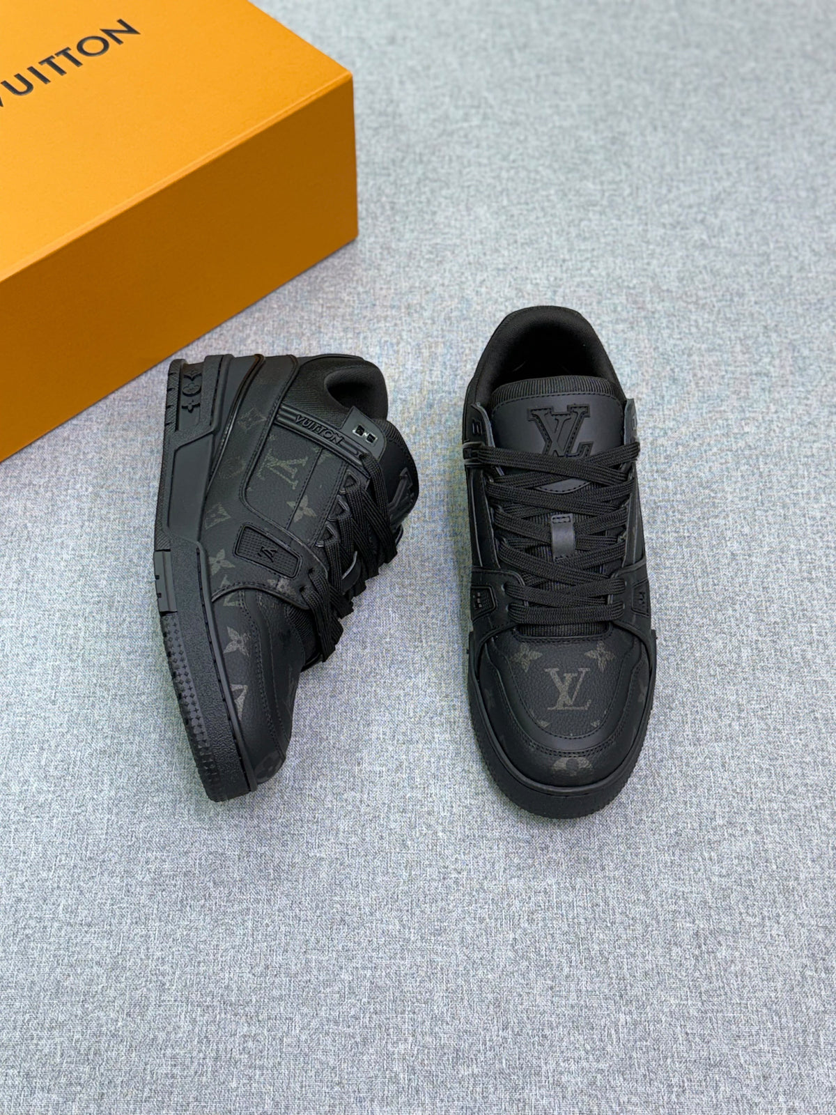 Louis Vuitton Trainer Sneaker