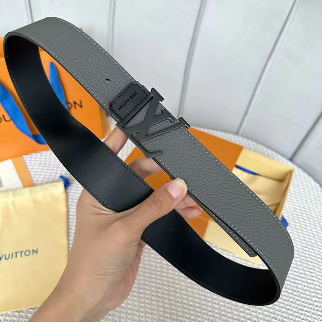 Louis Vuitton LV Initiales