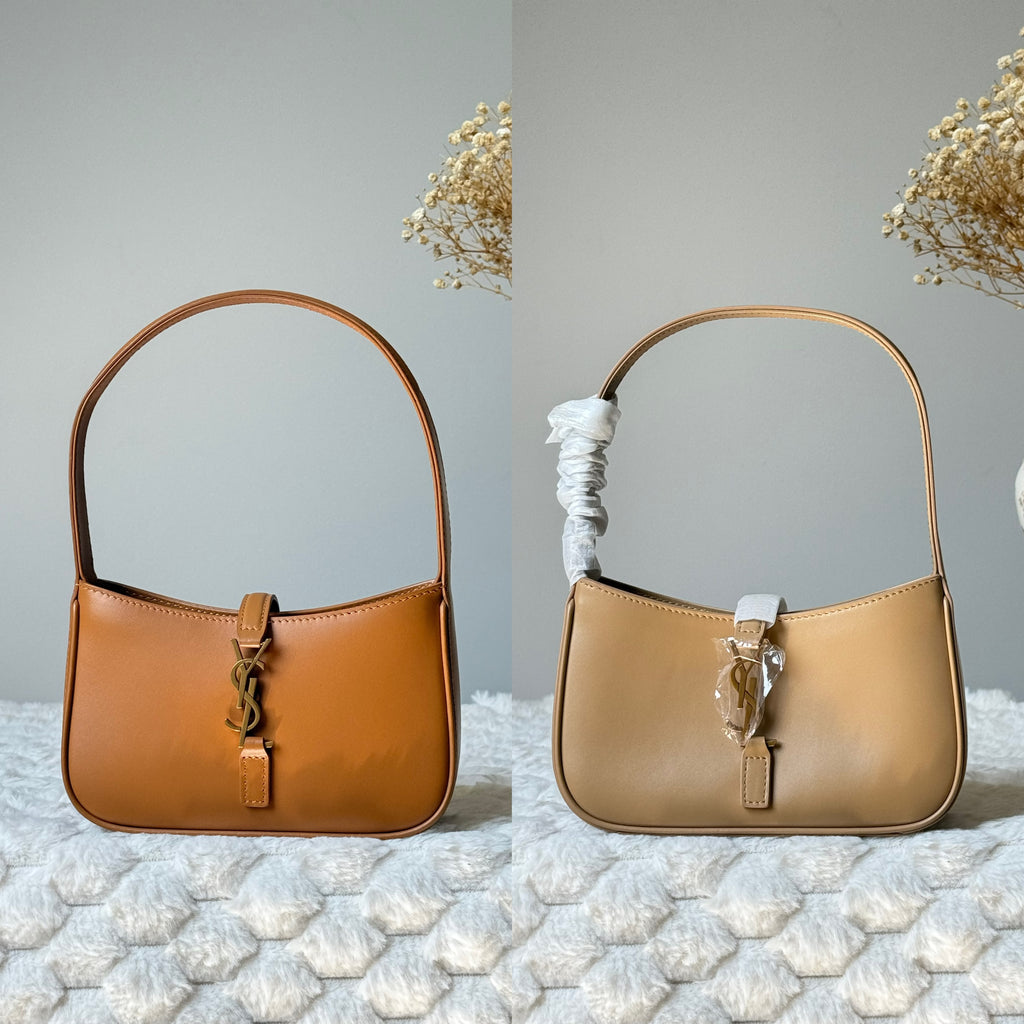 Saint Laurent Le 5 à 7