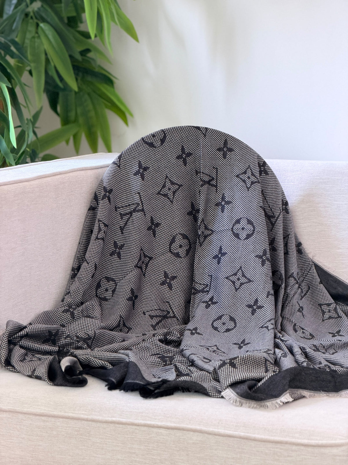 LV Fine Texture Monogram Square Scarf