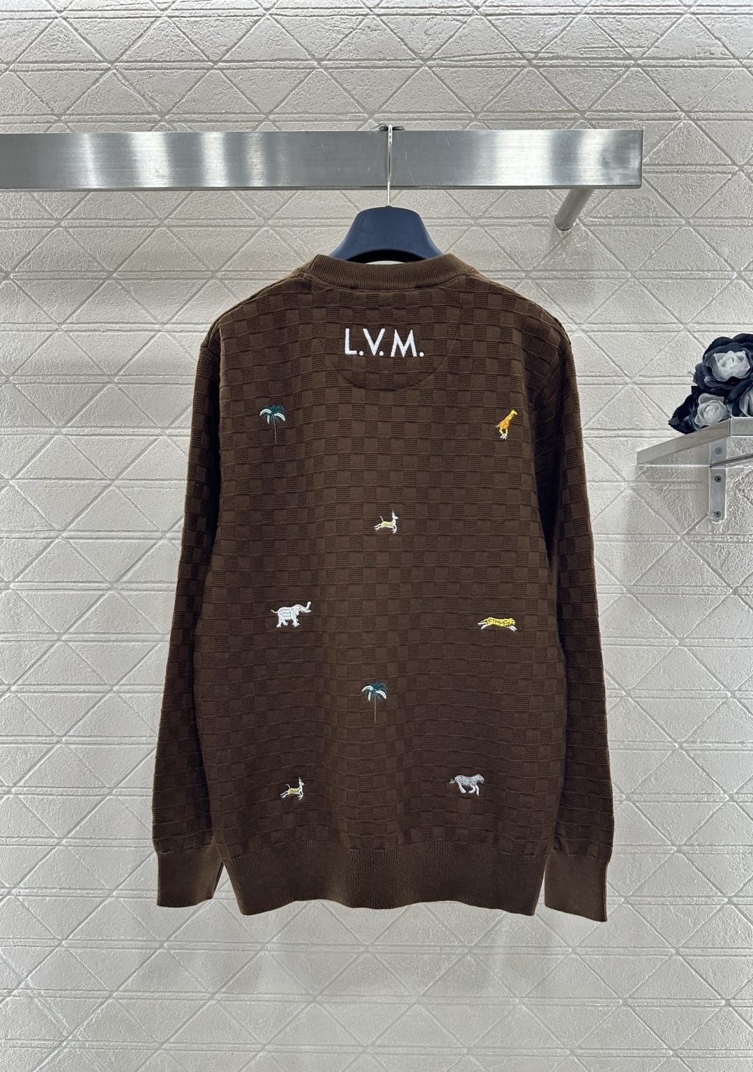 Louis Vuitton — LV x The Darjeeling Limited Embroidered Long-Sleeved Crewneck