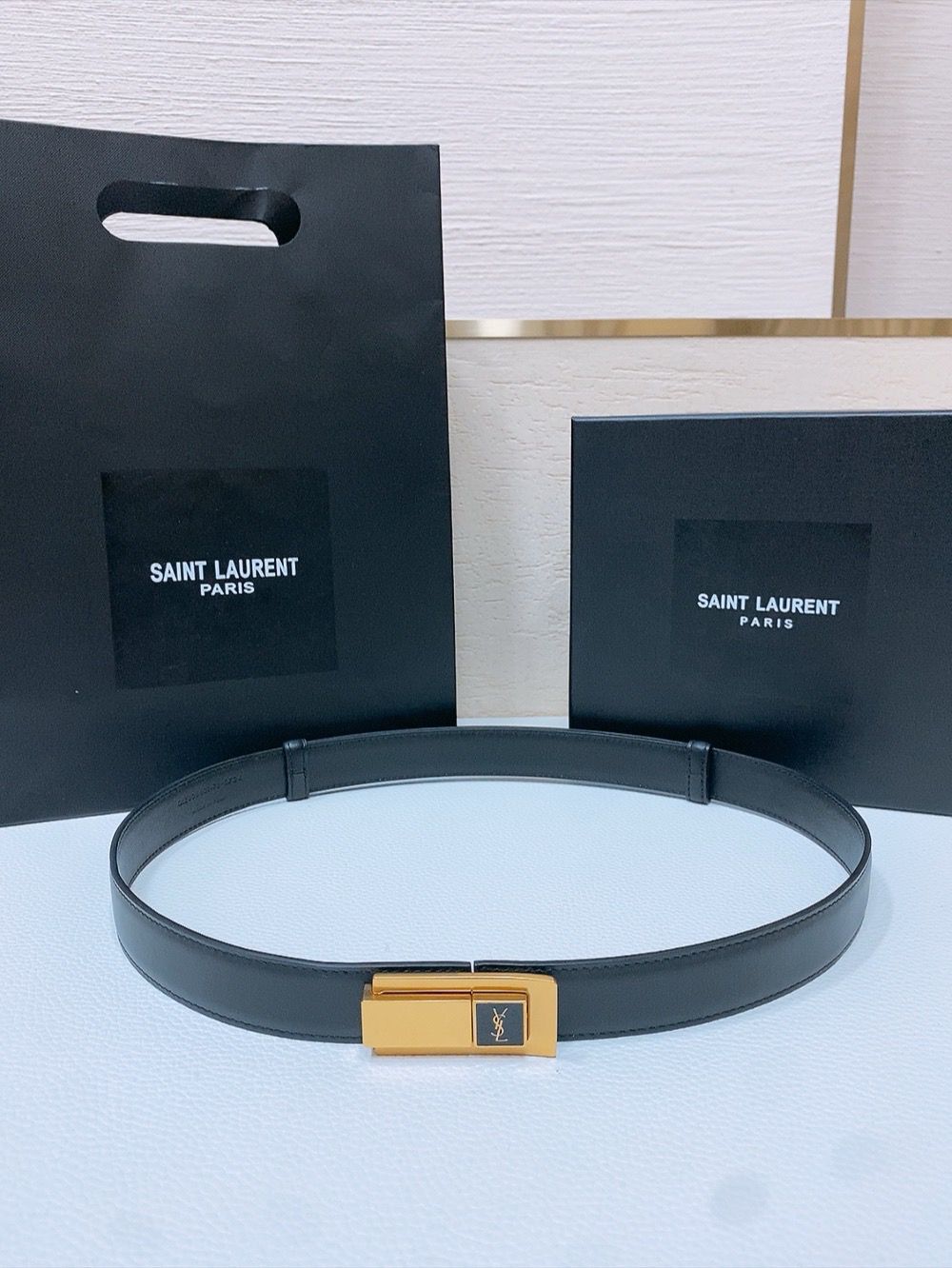 SAINT LAURENT — Le 5 à 7 Belt