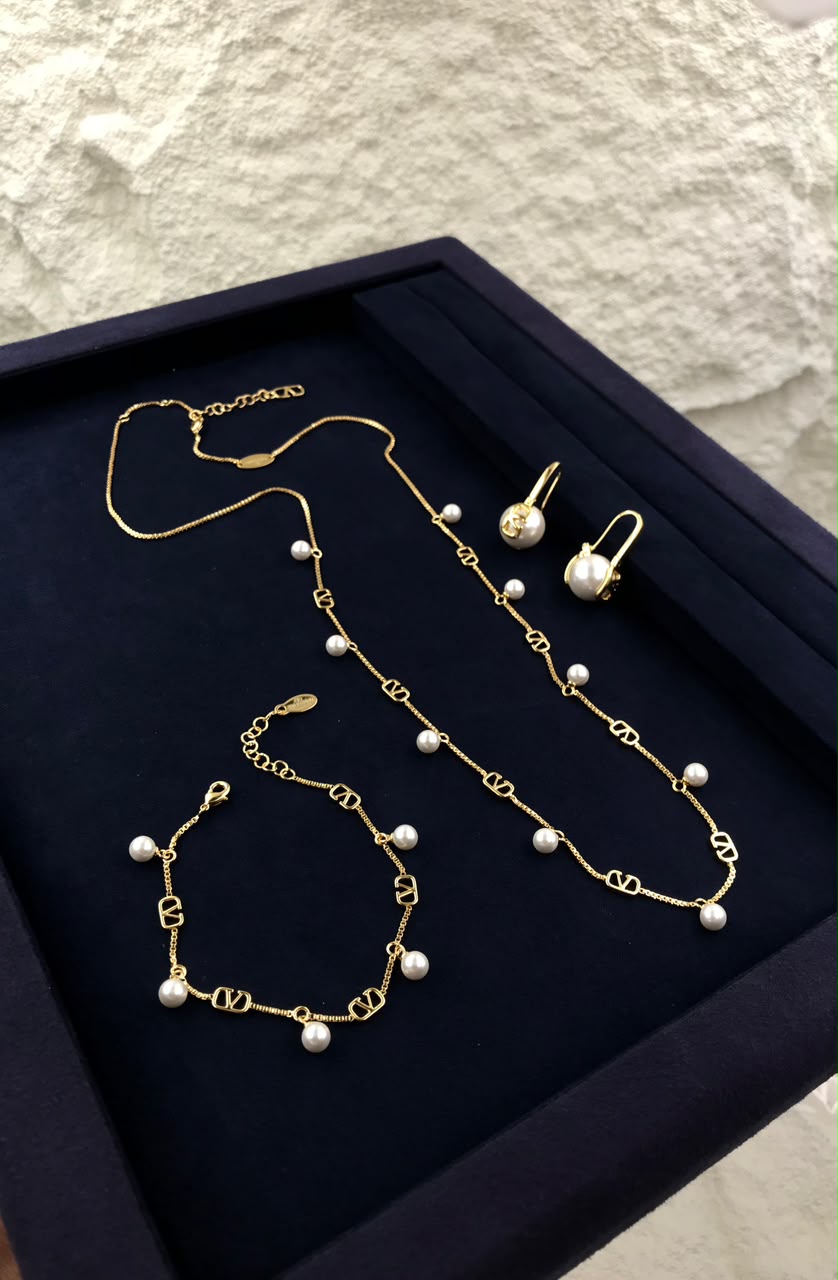 Valentino Garavani Gold Pearl Jewelry Set