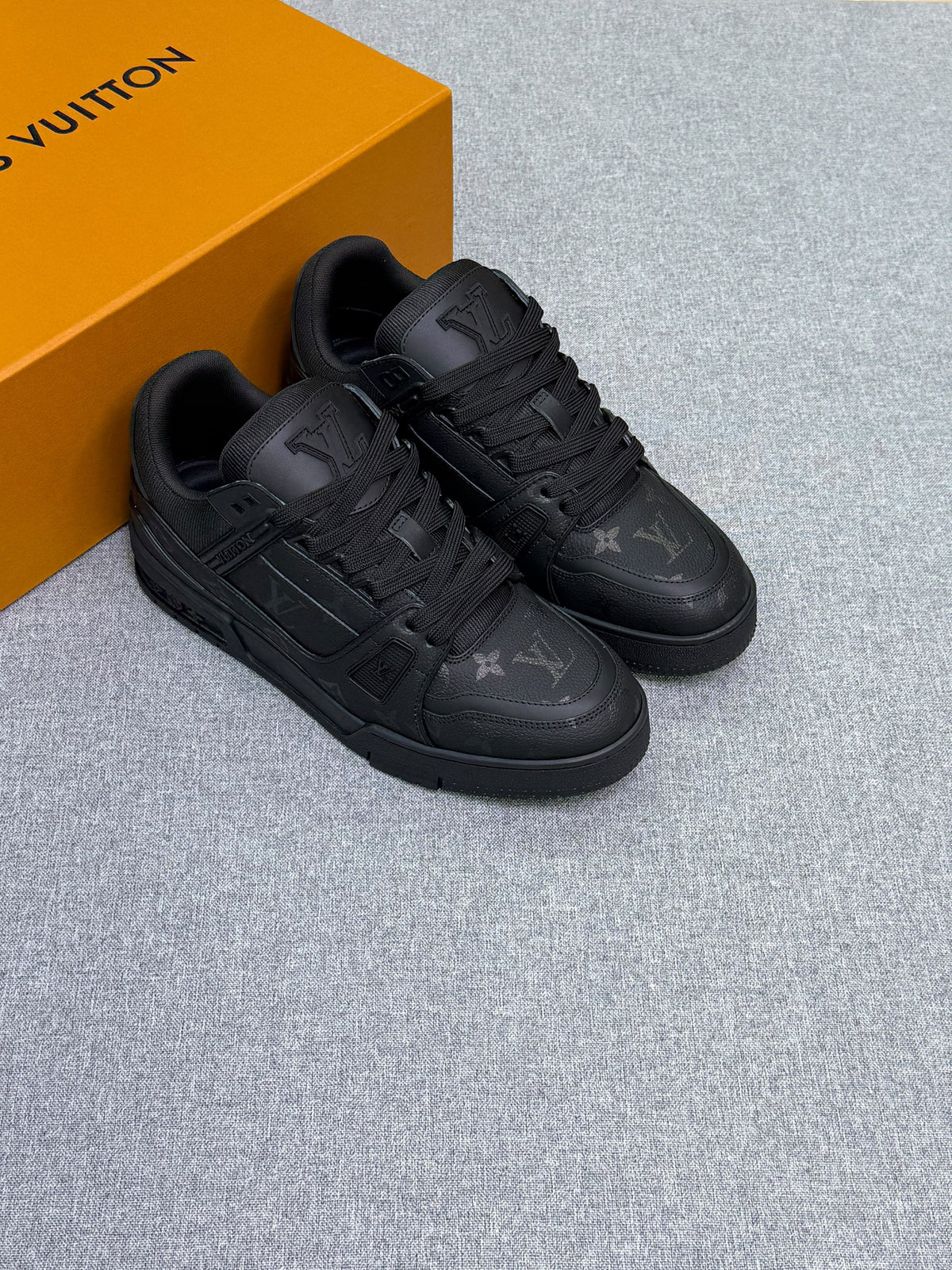 Louis Vuitton Trainer Sneaker
