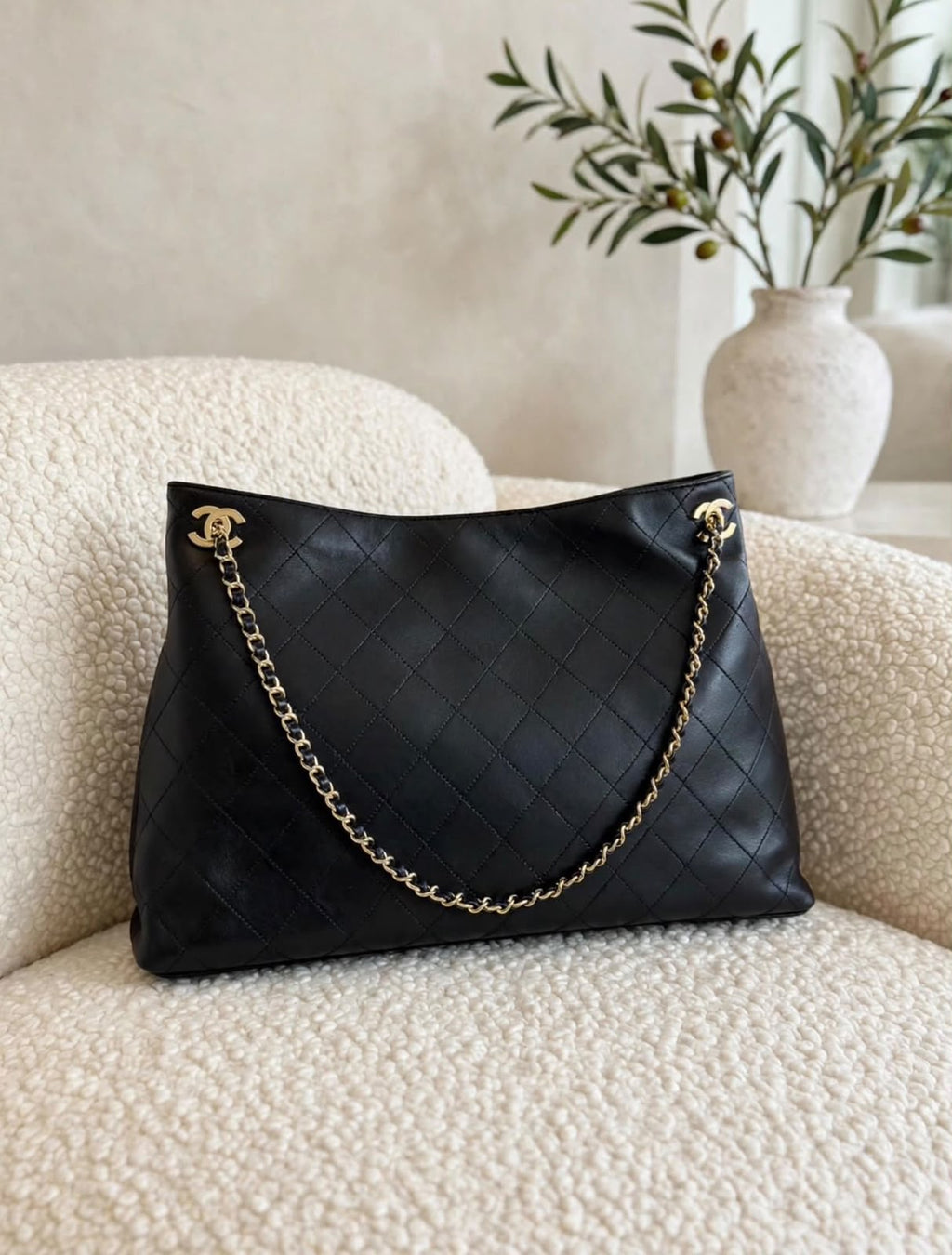 CHANEL Front Flap Pocket Zip Tote Bag
