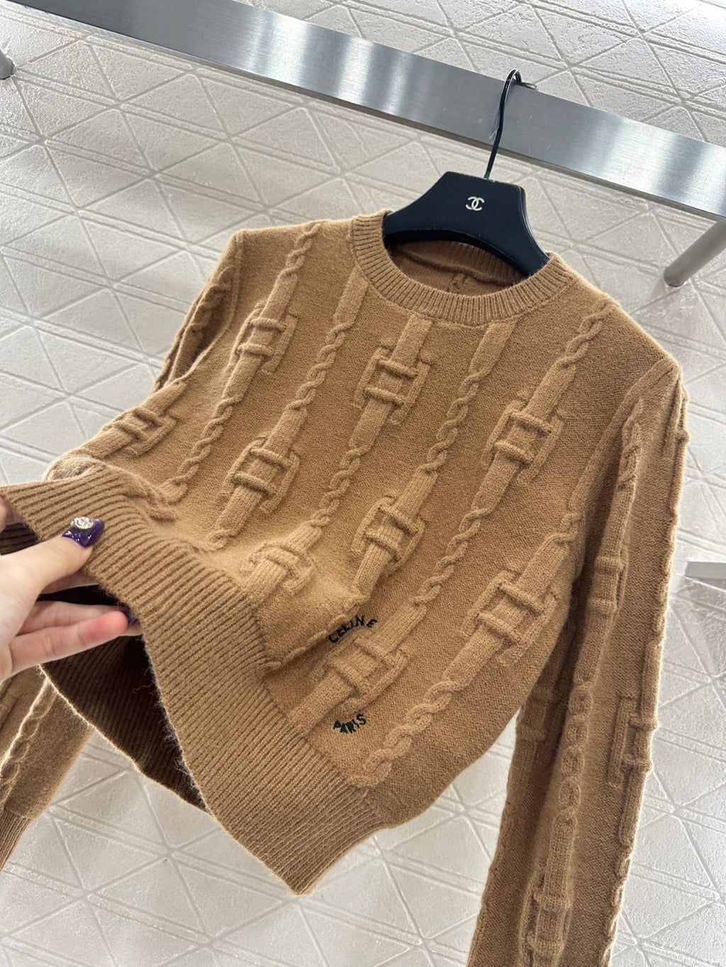Chains Cashmere