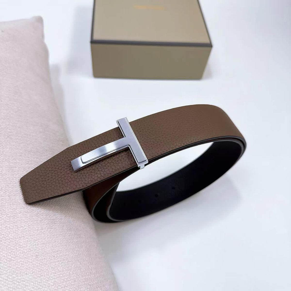 TOM FORD – Grain Leather T Icon Belt