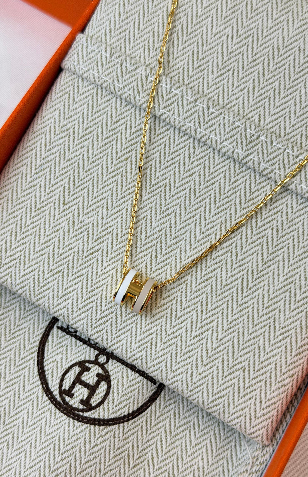 Hermès Pop H Pendant Necklace