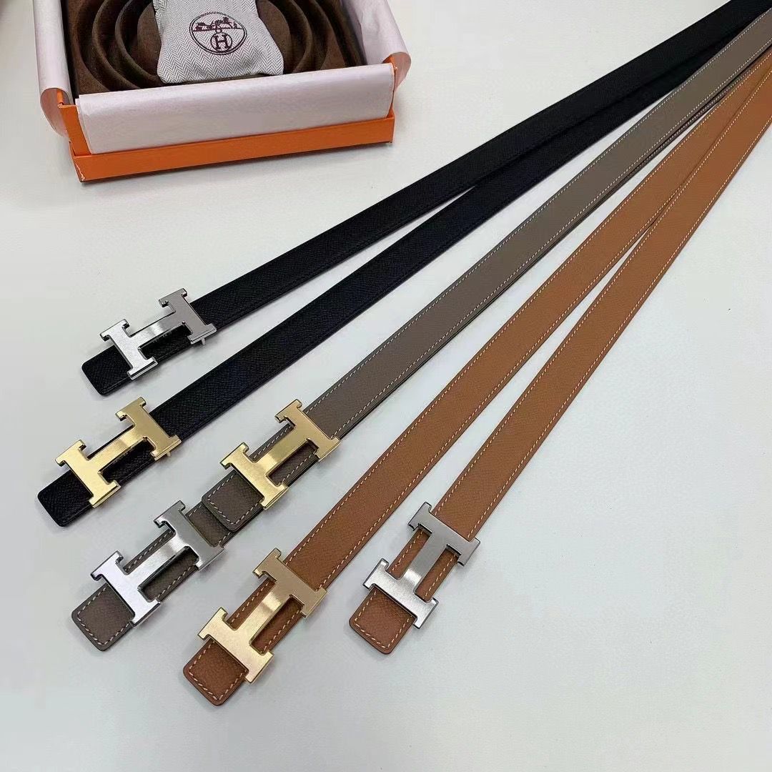 HERMÈS — Constance H Belt Buckle & Reversible Leather Strap