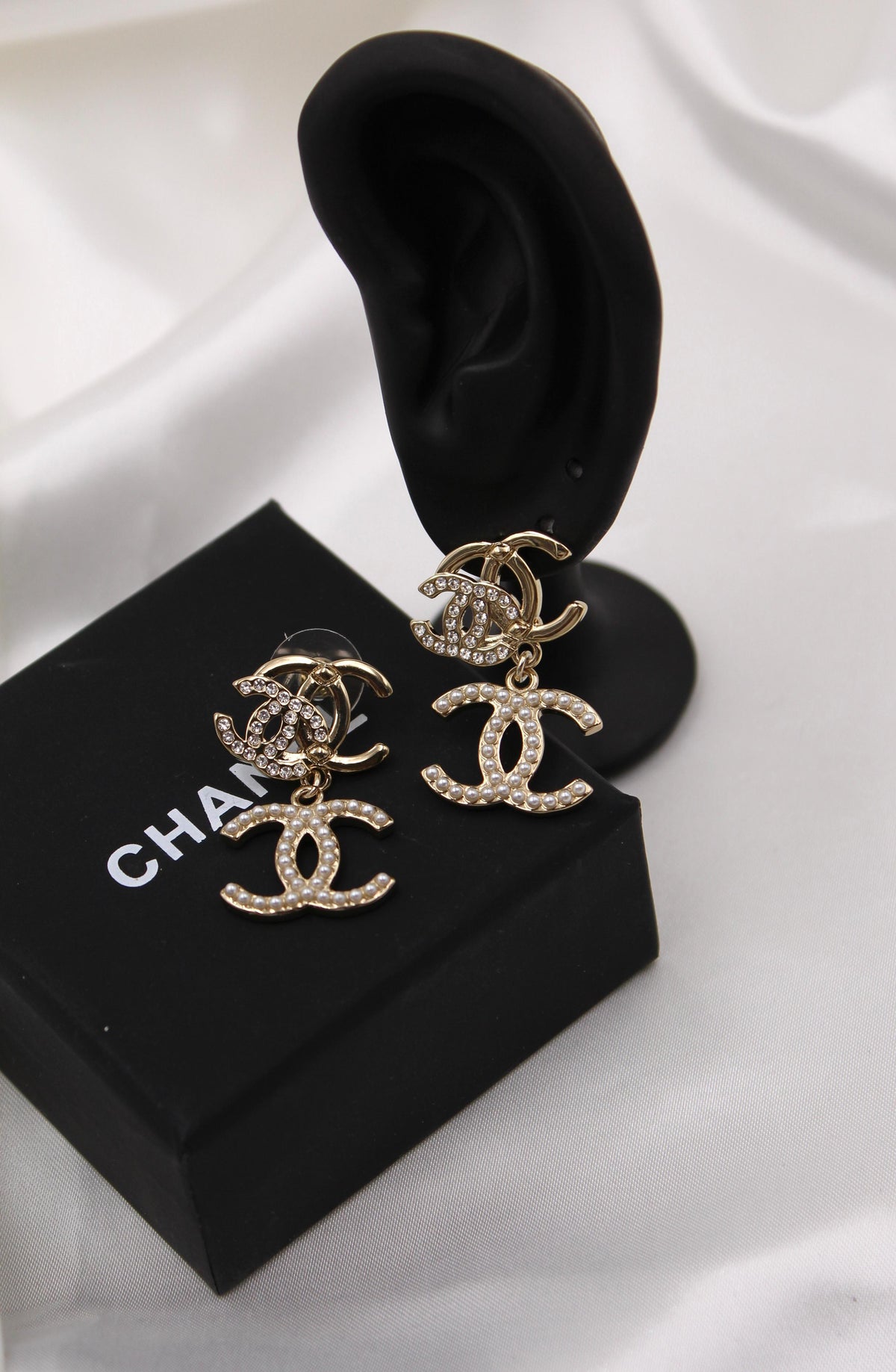 CHANEL – Double CC Crystal Drop Earrings