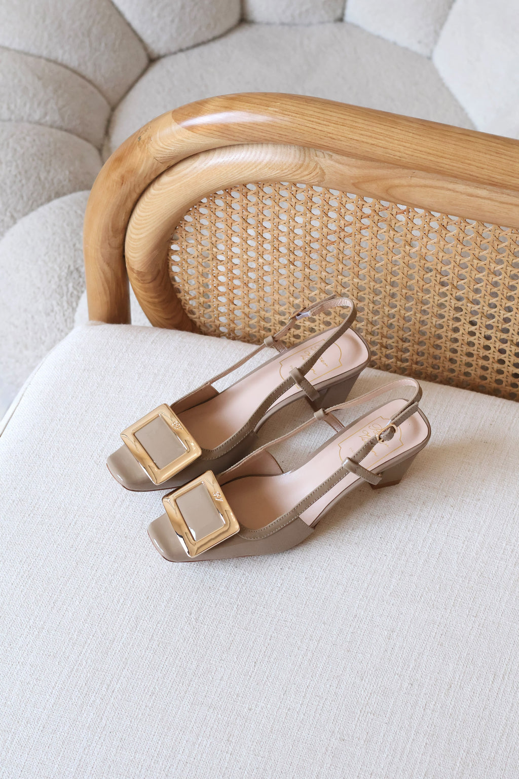 Roger Vivier Belle Vivier Buckle Leather Slingback Pumps