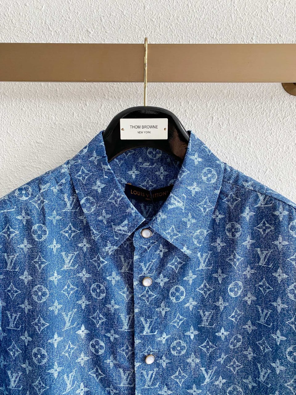 LOUIS VUITTON  Set 