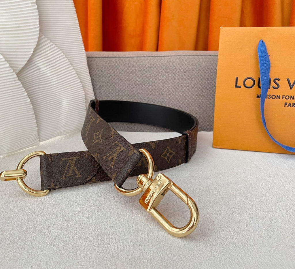 Louis Vuitton Monogram Canvas Hook Belt
