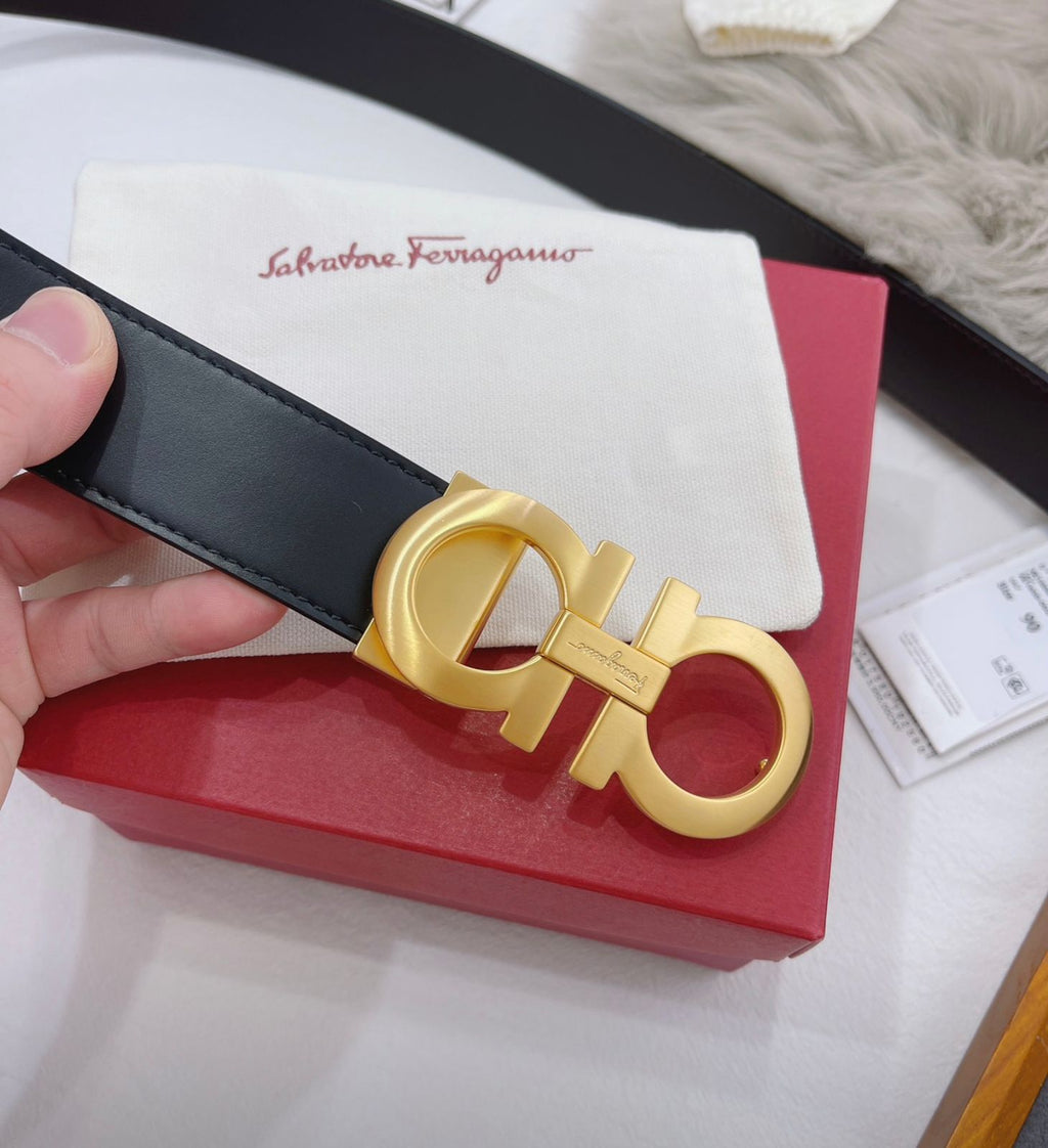 Salvatore Feragamo Double Gancini Reversible Leather Belt