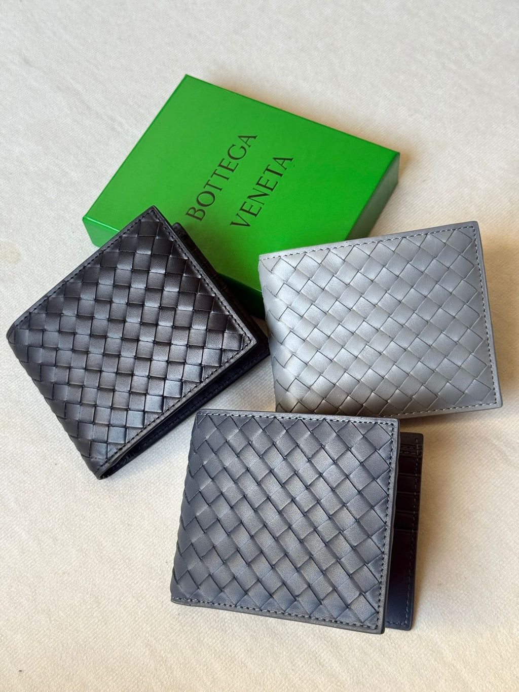 Bottega Veneta – Intrecciato Bi-Fold Wallet