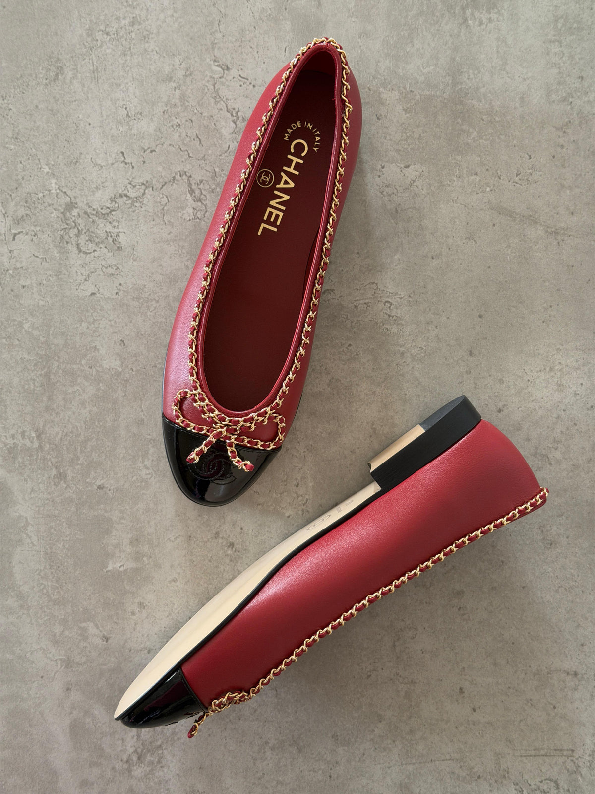 CHANEL Chain-Trim Ballet Flats