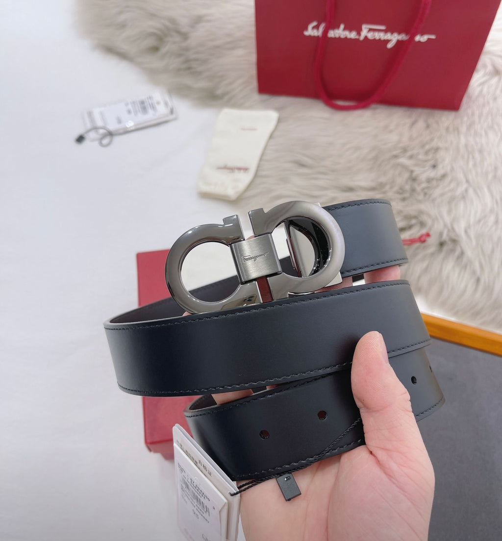Salvatore Feragamo Double Gancini Reversible Leather Belt