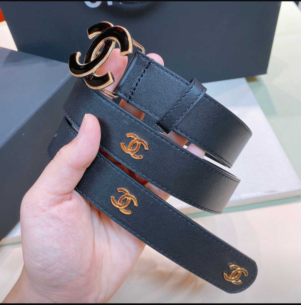 CHANEL — Quilted Calfskin CC Logo Belt