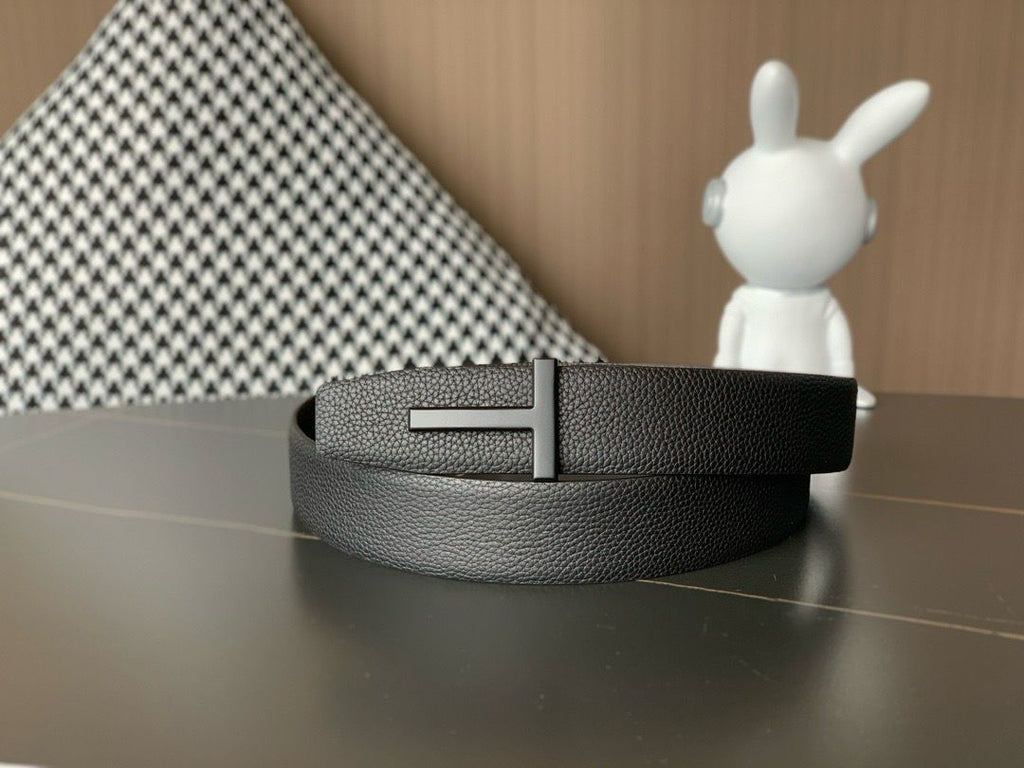 Tom Ford T Buckle Reversible Leather Belt – Grained Leather