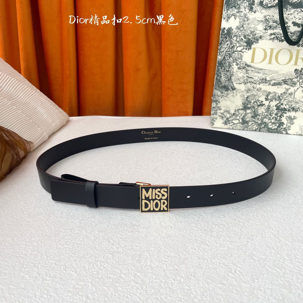 DIOR — Miss Dior Belt