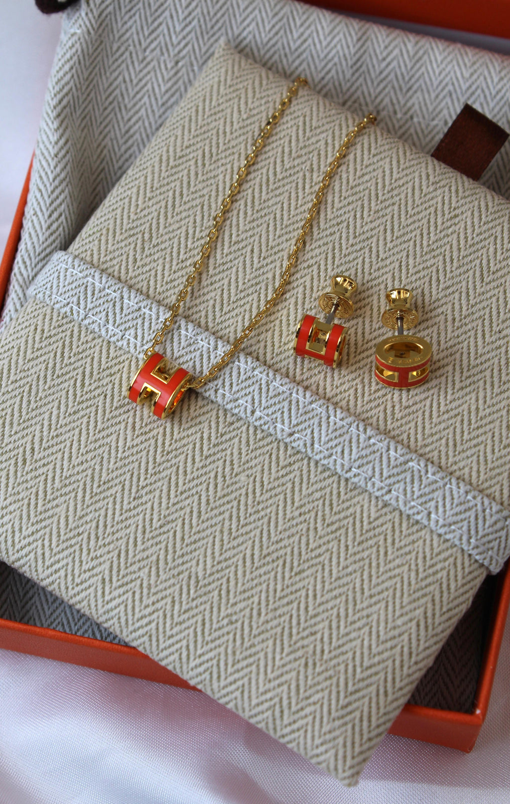 Hermès Pop H Necklace and Earrings Jewelry Set