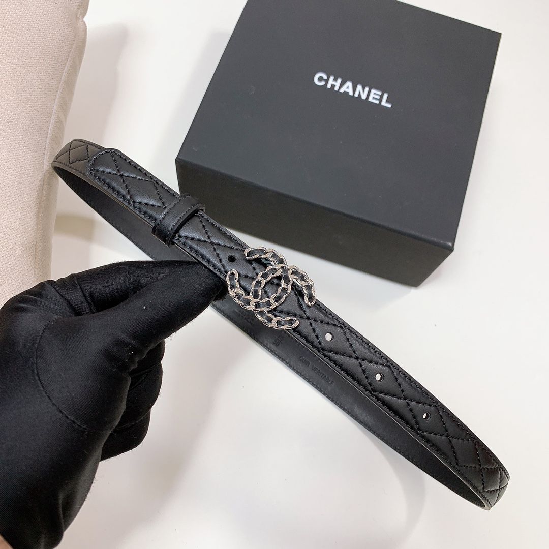 CHANEL — CC Chain Buckle Belt