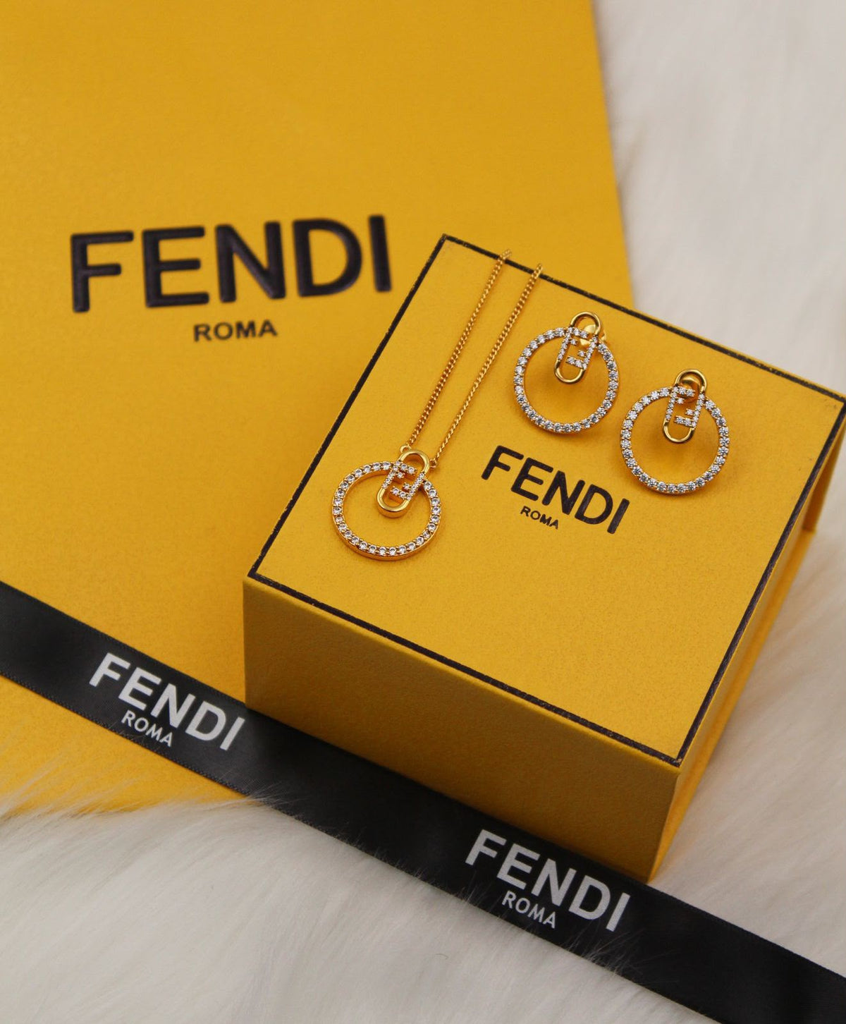 Fendi FF Gold necklace & Ring Set
