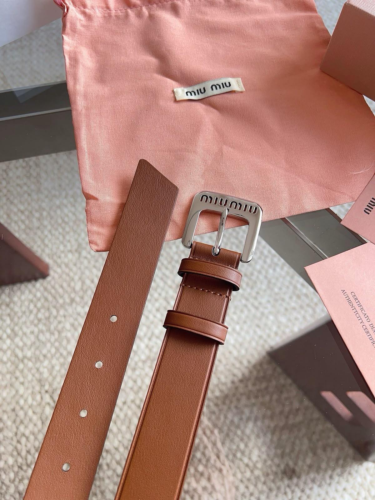 Miu Miu Logo Buckle Leather Belt