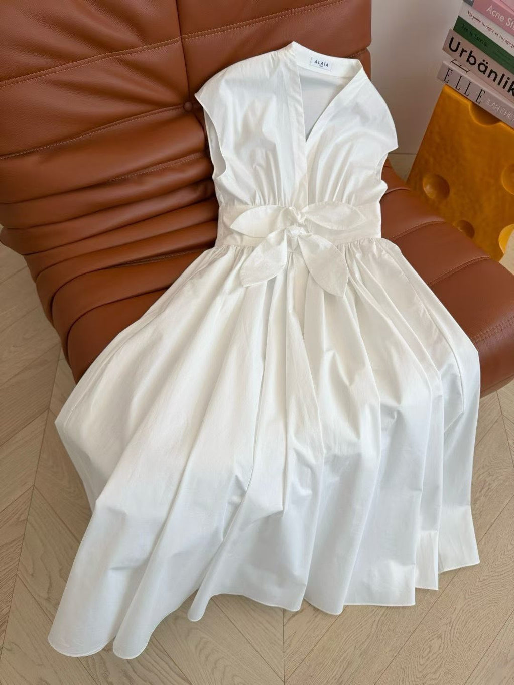 Alaïa V-Neck Belted Cotton Poplin Dress