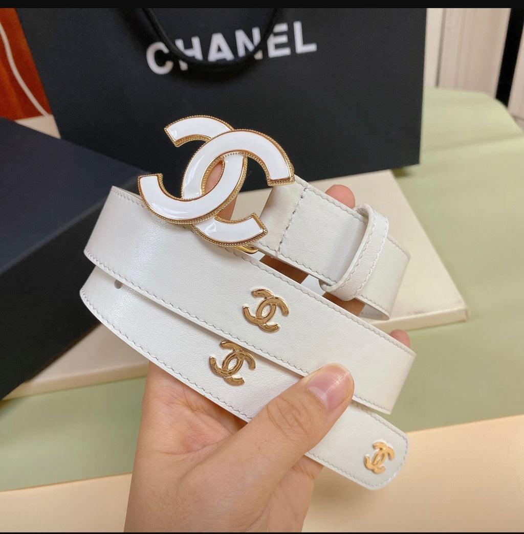 CHANEL — Quilted Calfskin CC Logo Belt