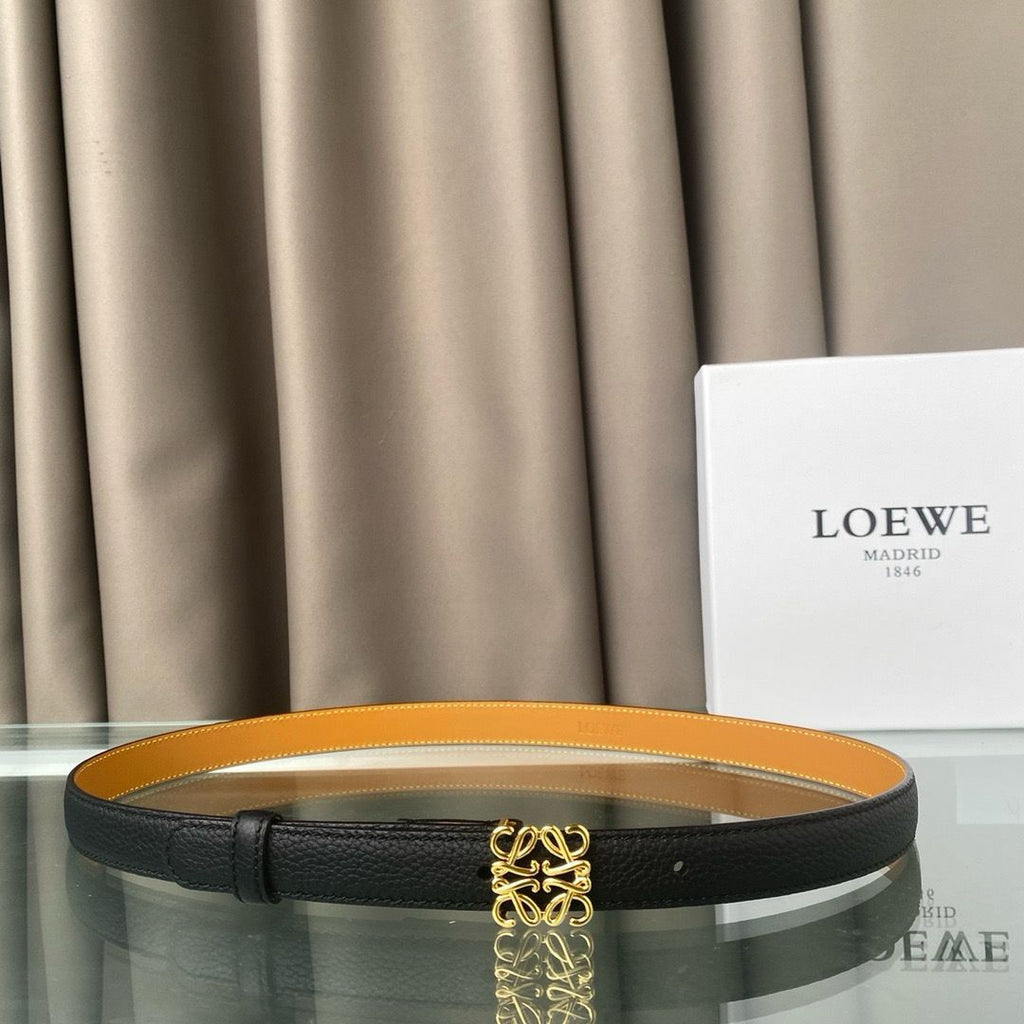 LOEWE Anagram Pebble Leather Belt