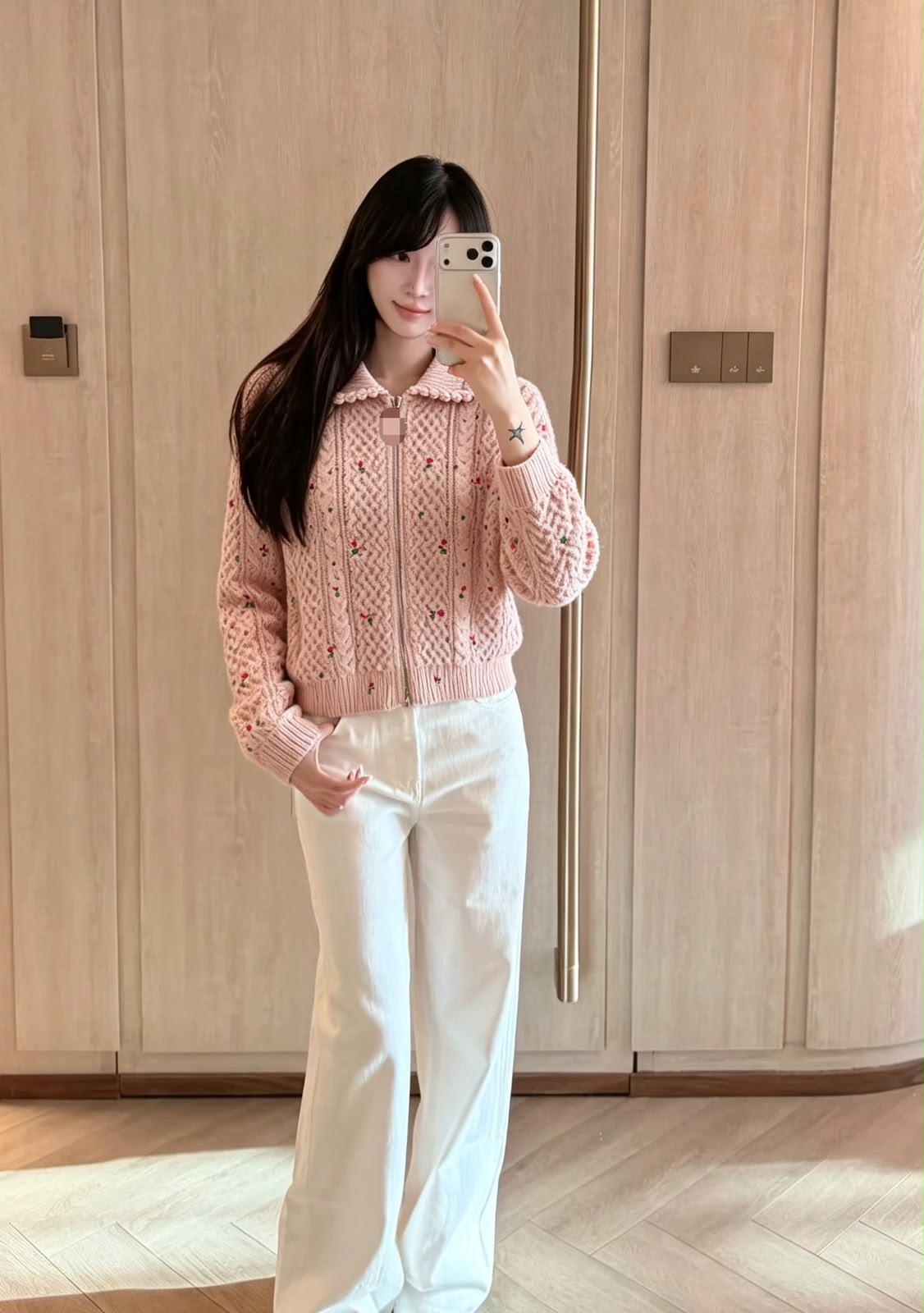 CHANEL Floral Zip-Up Knit Cardigan