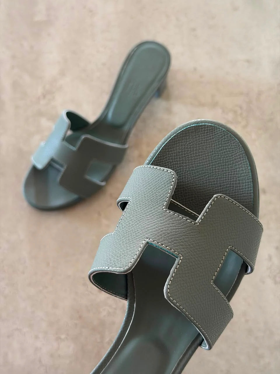 Hermes oran sandals