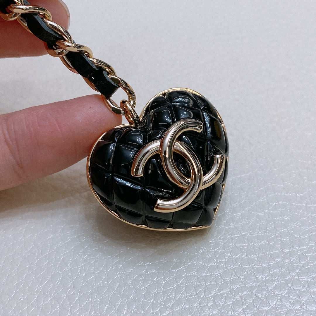 Chanel CC Heart Chain Belt