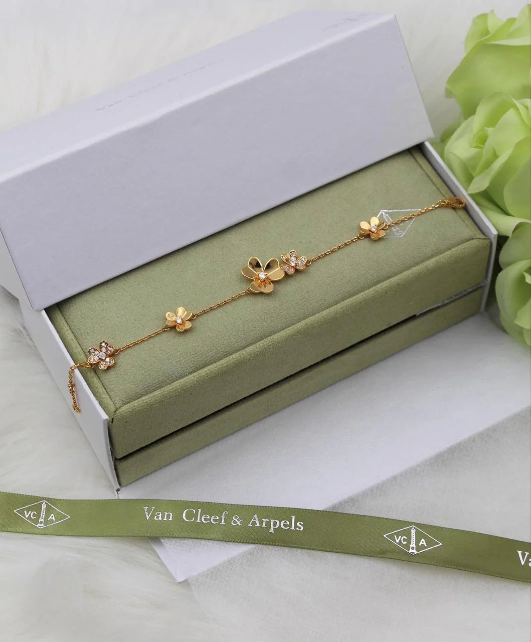 Van Cleef & Arpels Frivol Bracelet