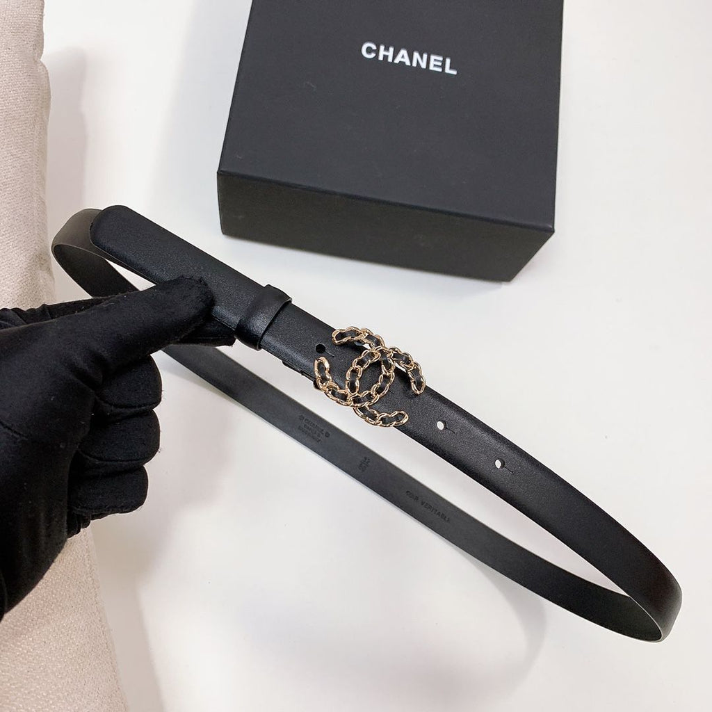 CHANEL — CC Chain Buckle Belt