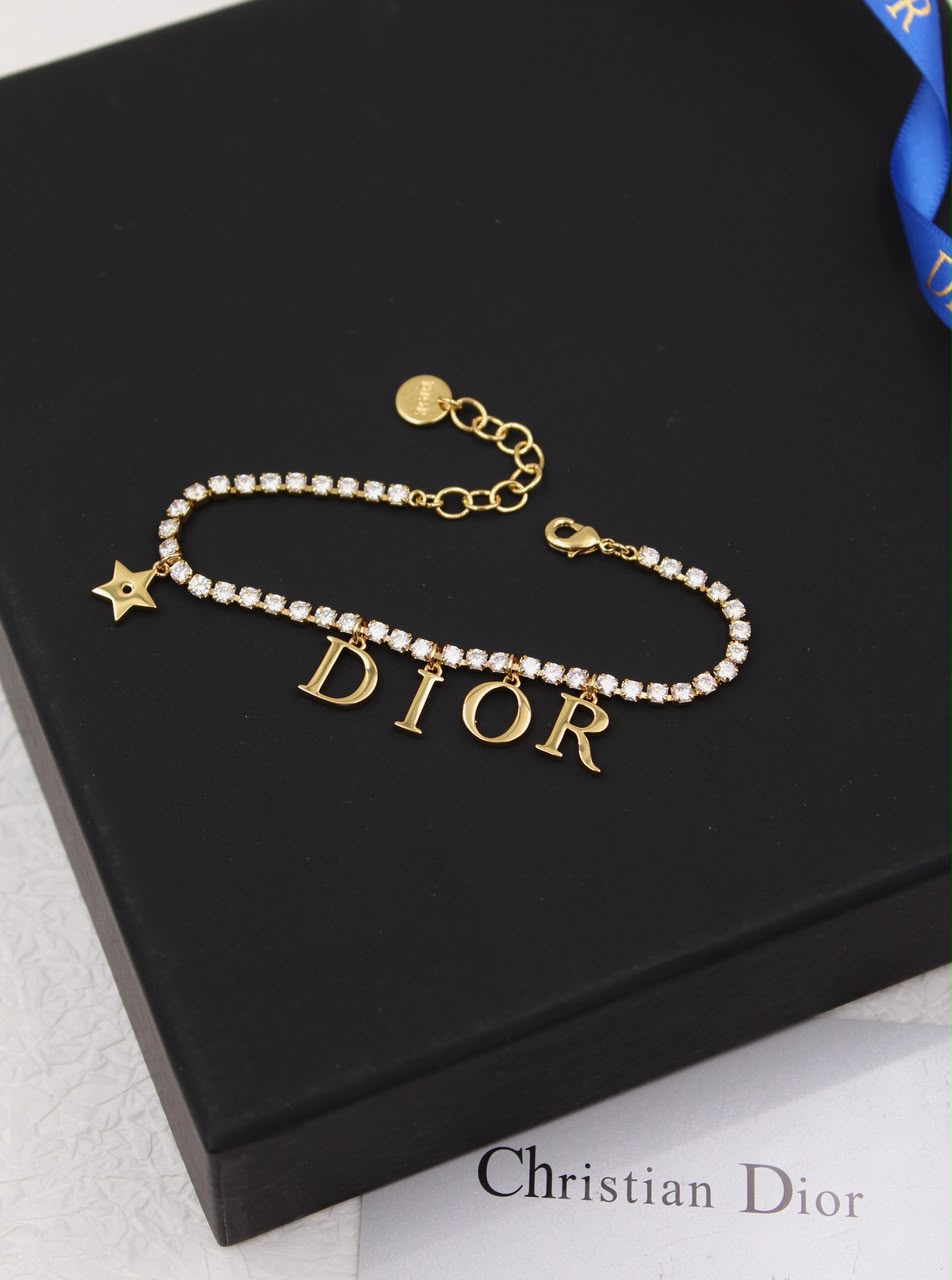Dior Rose des Vents Star Bracelet
