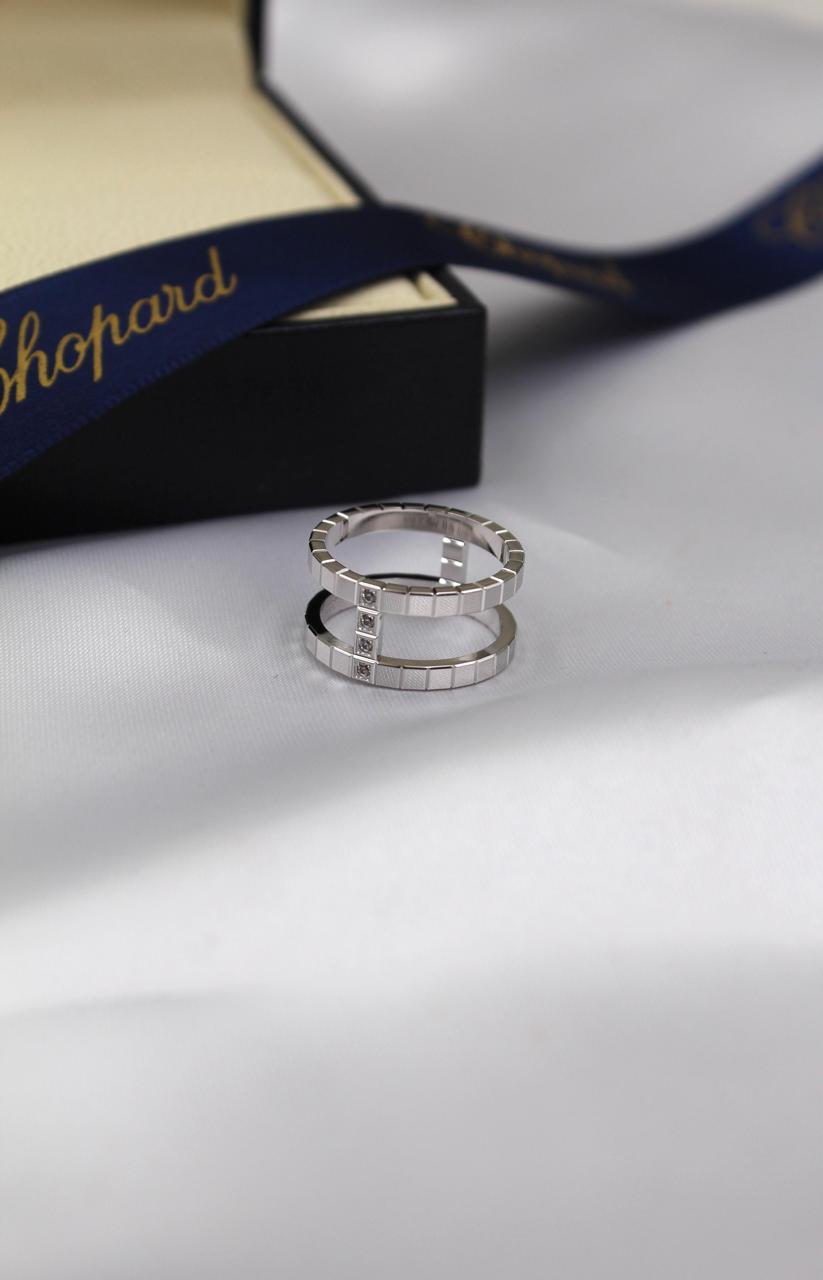 Chopard Ice Cube-Inspired Double-Band Rings — Geometric Square-Pattern Design with Sparkling Stone Accents, Available in Yellow Gold-Tone, Rose Gold-Tone & Silver-Tone Finishes.