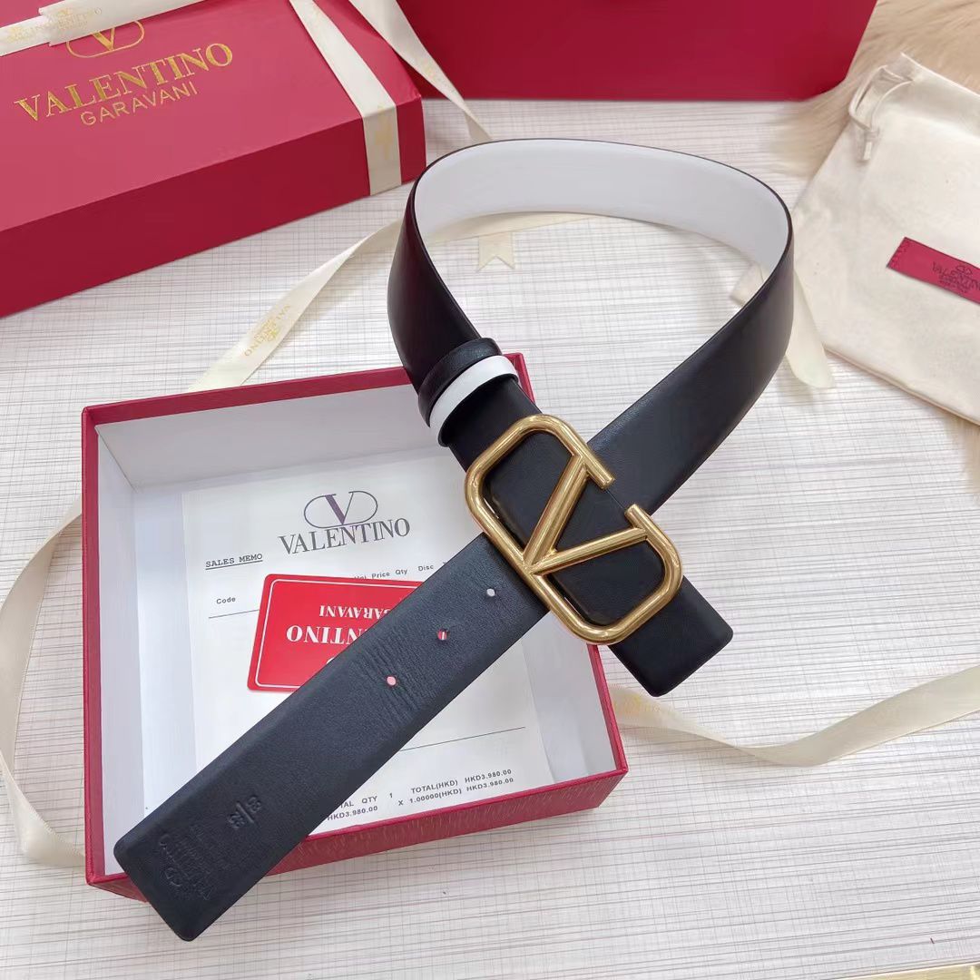 Valentino Garavani VLogo Signature Belt
