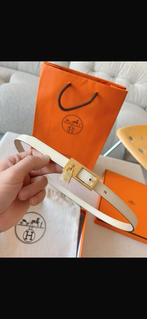 HERMÈS — Kelly 18 Belt