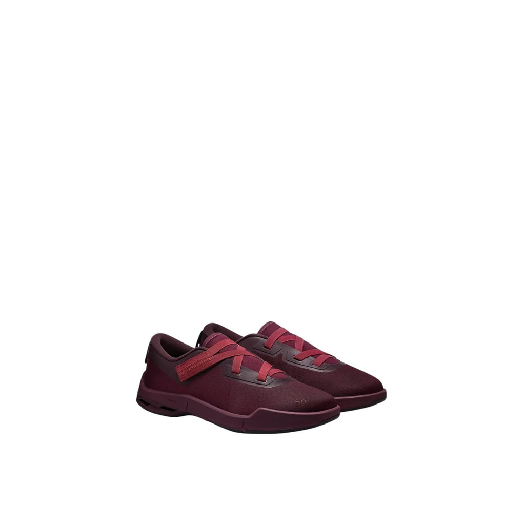 On Cloud Zendaya Cloudnova Moon Low-top Sneakers in Mesh