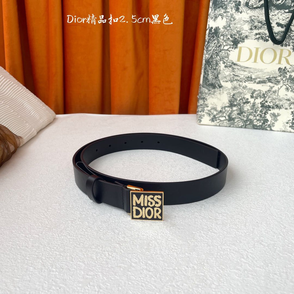 DIOR — Miss Dior Belt