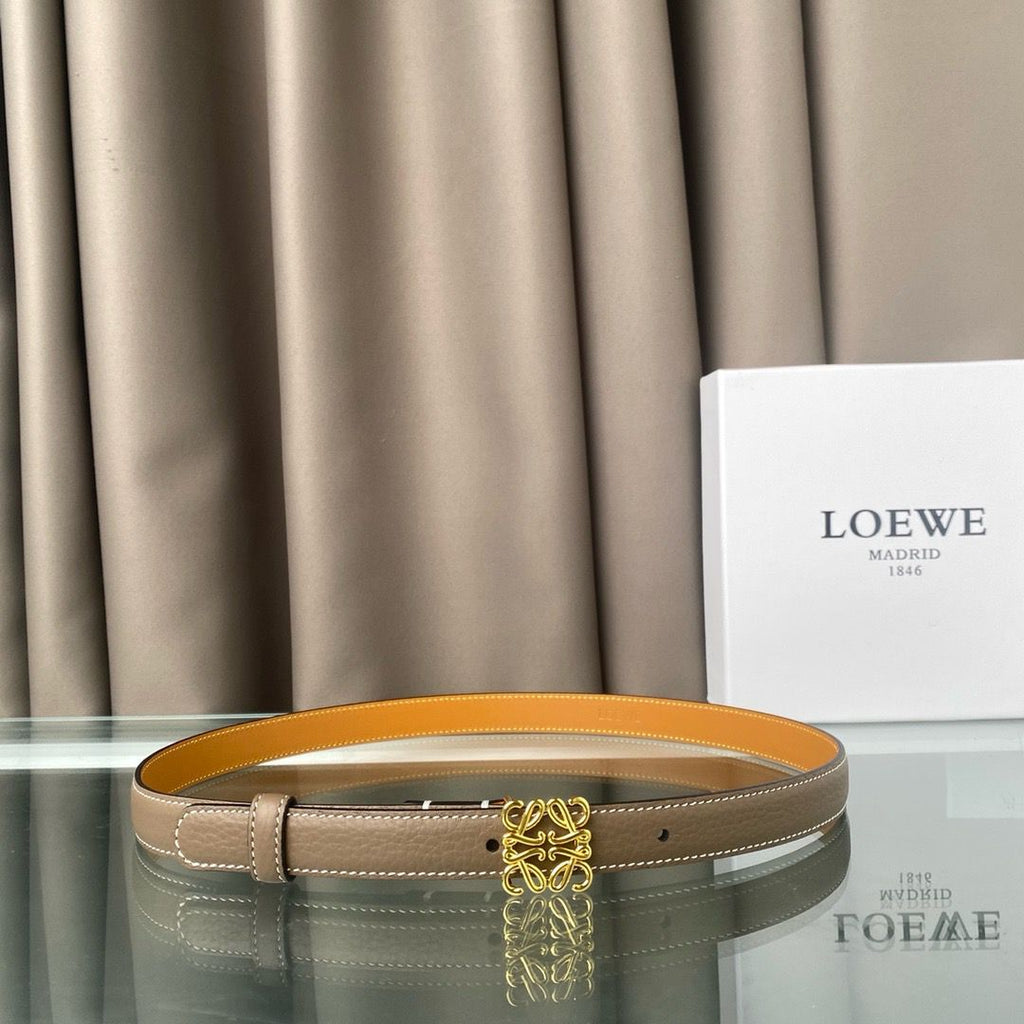 LOEWE Anagram Pebble Leather Belt
