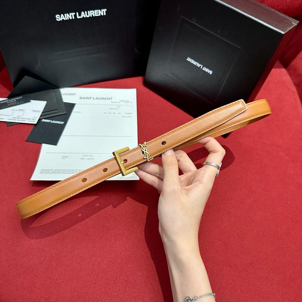 SAINT LAURENT — Cassandre Square Buckle Belt