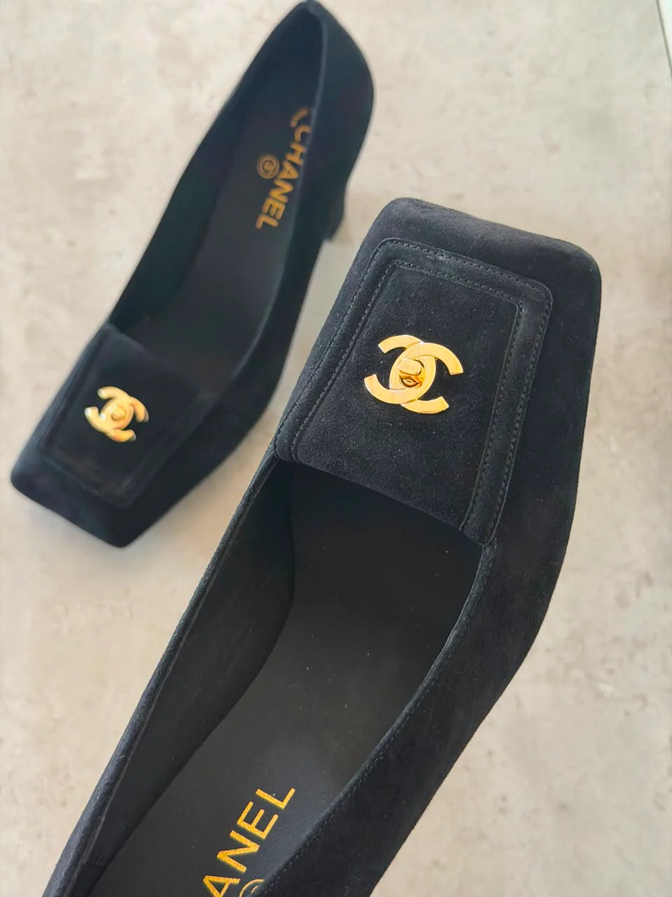 Chanel Pumps - Suede calfskin