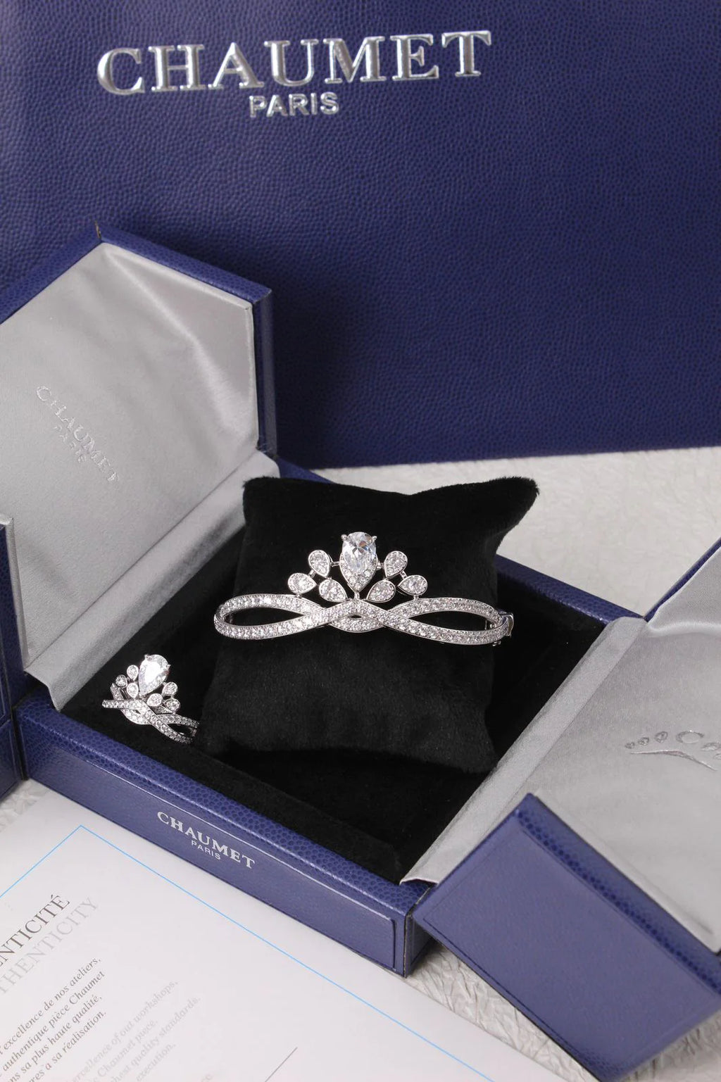 ⁠Chaumet Aigrette Impériale ⁠BANGLE (17cm) & RING