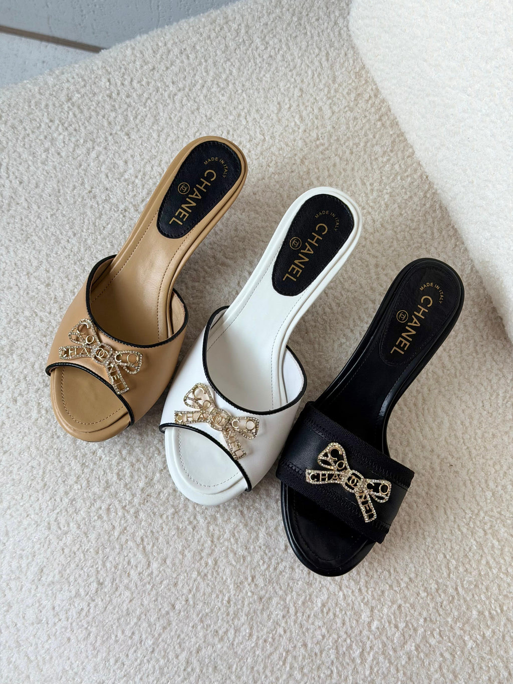اChanel CC Bow Embellished Kitten Heel Mules
