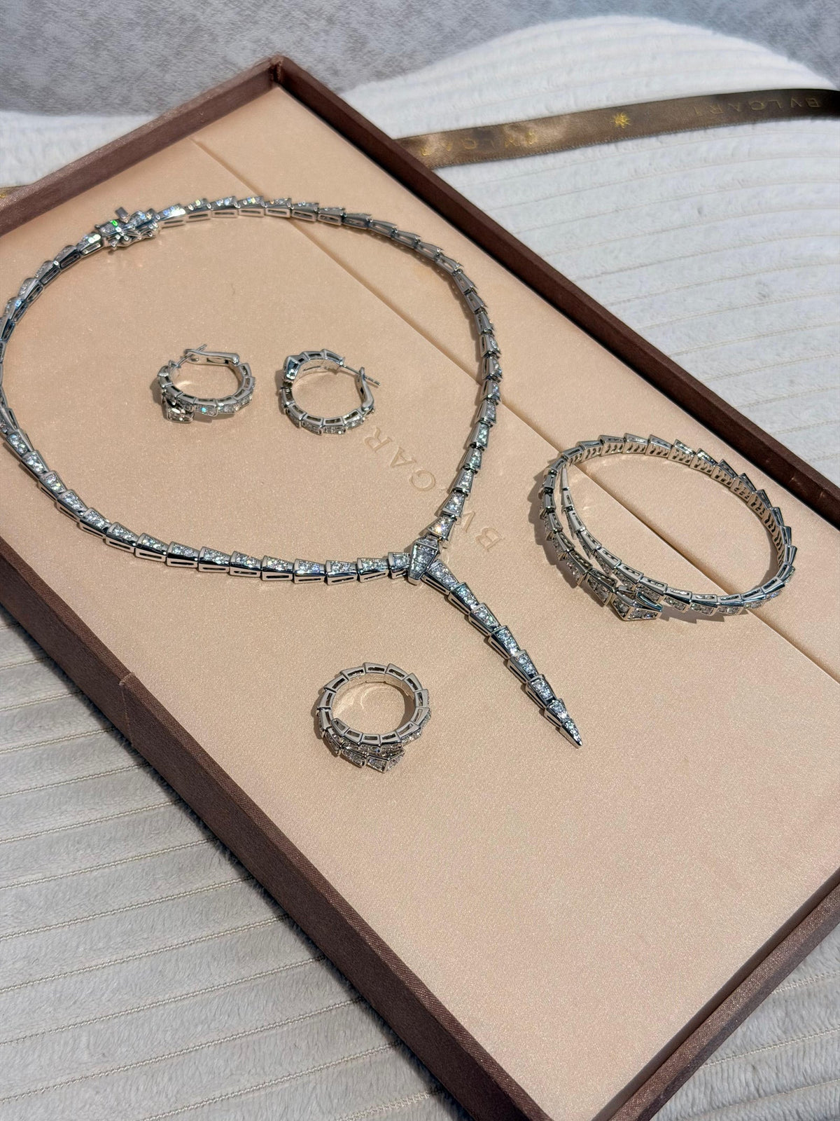 Bvlgari Serpenti set