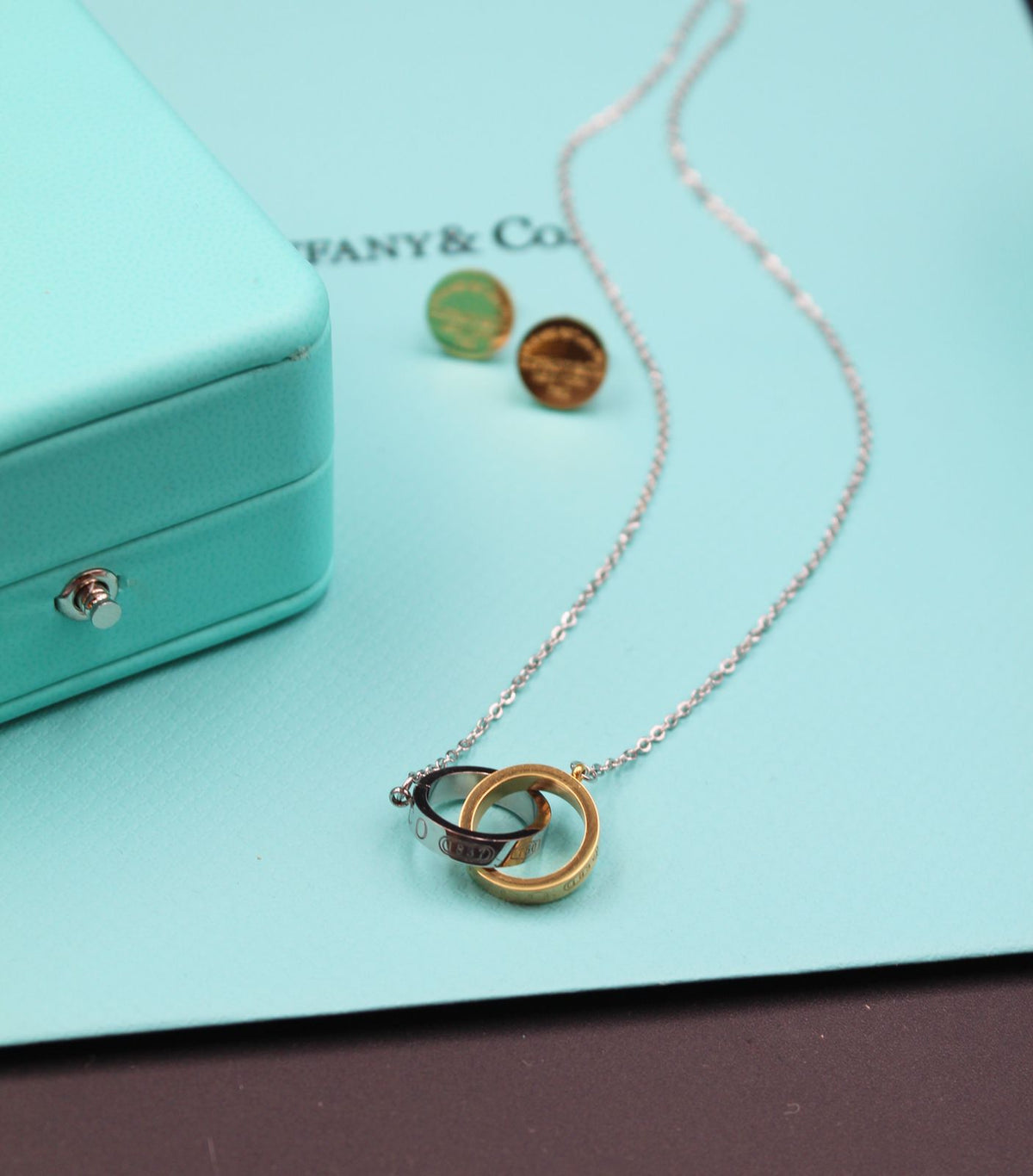Tiffany & Co. Interlocking Circles Pendant Necklace & Earrings Set